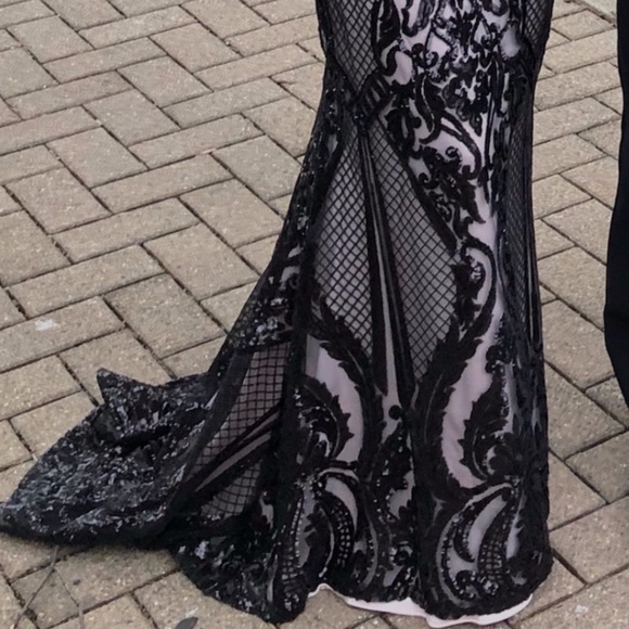prom dress - Picture 3 of 3